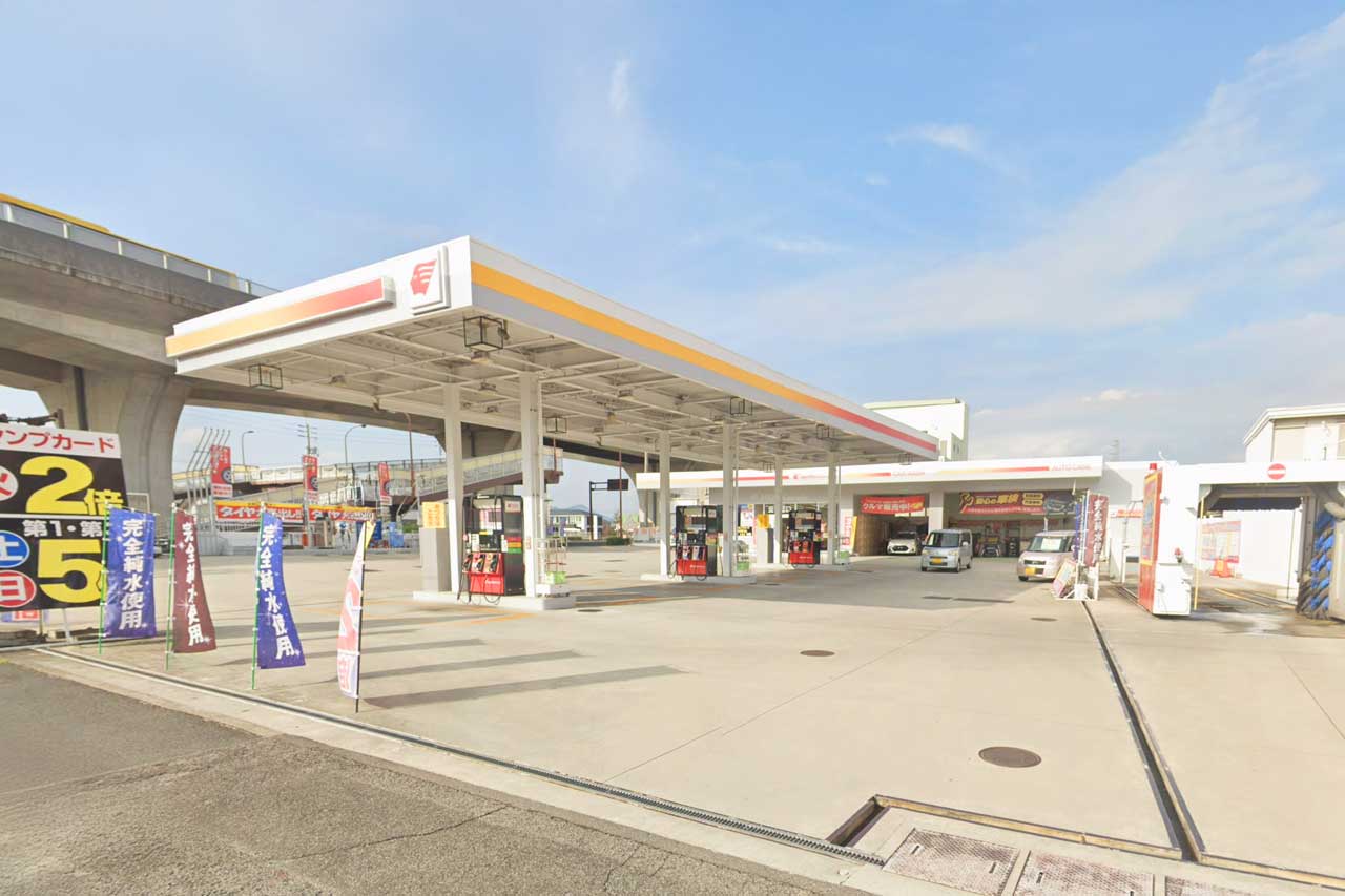 apollostation セルフフォーユー三条SSの店舗外観